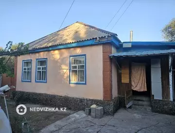 4-комнатная часть дома, 862 соток, 65 м²