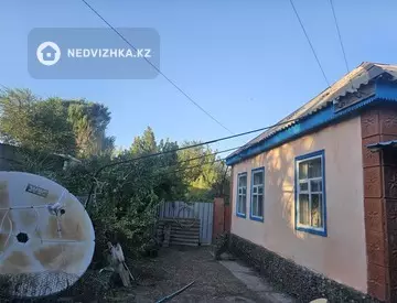 4-комнатная часть дома, 862 соток, 65 м²