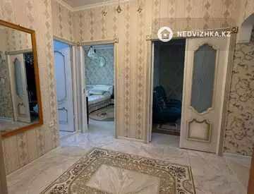 3-комнатная квартира, этаж 2 из 5, 75 м², на длительный срок