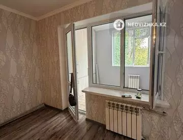 2-комнатная квартира, этаж 4 из 5, 52 м²