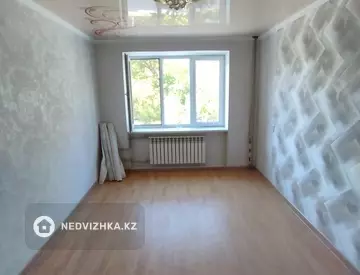 1-комнатная квартира, этаж 3 из 4, 29 м²
