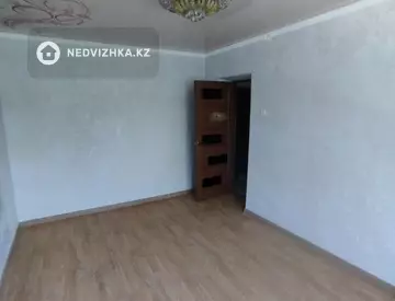 1-комнатная квартира, этаж 3 из 4, 29 м²