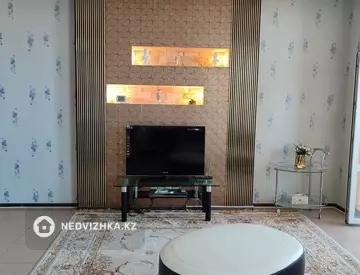 2-комнатная квартира, этаж 4 из 4, 59 м², на длительный срок