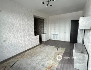 1-комнатная квартира, этаж 4 из 5, 40 м²