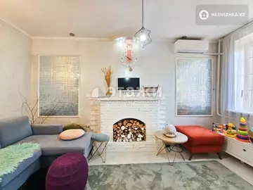 4-комнатная квартира, этаж 4 из 9, 77 м²