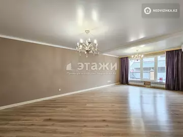 6-комнатный дом, 4 соток, 280 м², на длительный срок