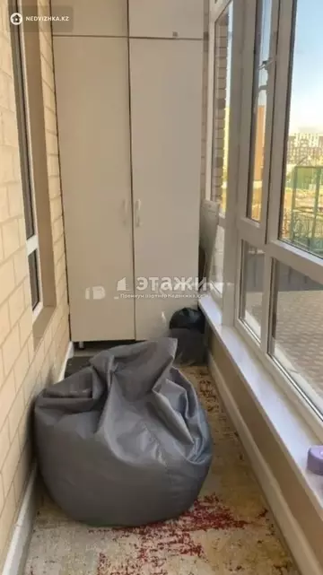 4-комнатная квартира, этаж 3 из 9, 110 м²