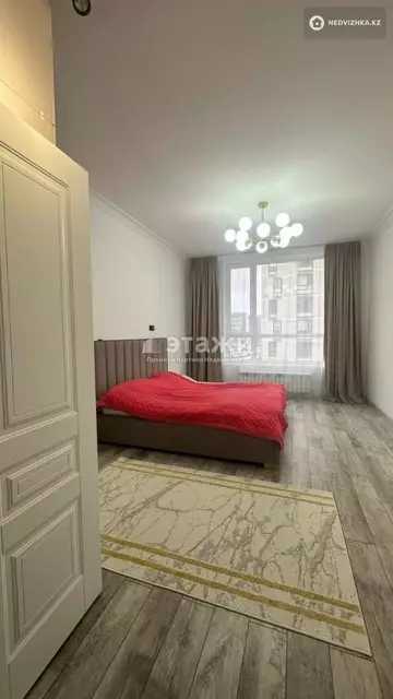2-комнатная квартира, этаж 4 из 18, 69 м²