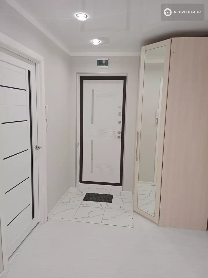 64 м², 3-комнатная квартира, этаж 2 из 5, 64 м², изображение - 1