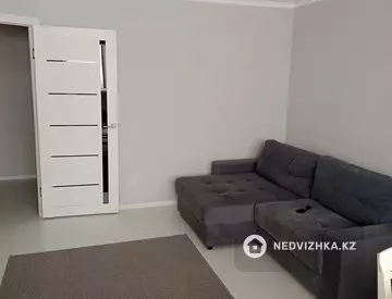 3-комнатная квартира, этаж 2 из 5, 64 м²