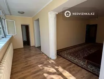 2-комнатная квартира, этаж 3 из 4, 58 м²