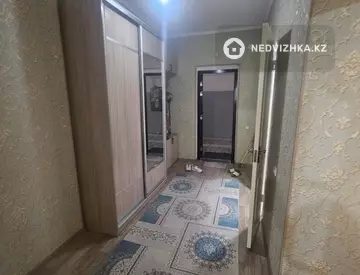 1-комнатная квартира, этаж 3 из 5, 49 м²