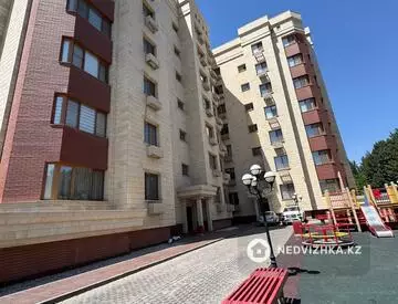 3-комнатная квартира, этаж 2 из 8, 110 м²