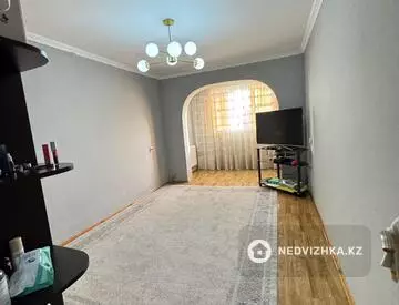 2-комнатная квартира, этаж 4 из 5, 54 м²