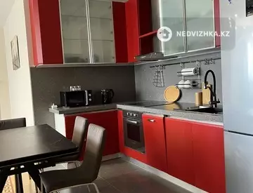 4-комнатная квартира, этаж 12 из 14, 186 м², на длительный срок