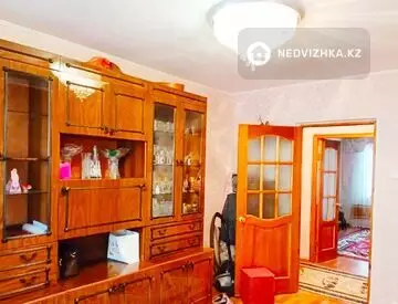 3-комнатная квартира, этаж 4 из 5, 73 м²