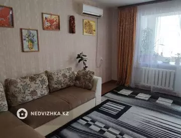 2-комнатная квартира, этаж 3 из 5, 49 м²