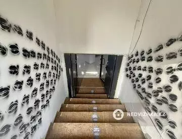 Помещение, этаж 1 из 1, 200 м²