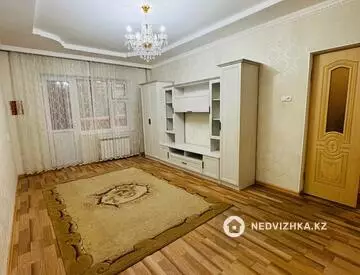 2-комнатная квартира, этаж 2 из 5, 60 м²