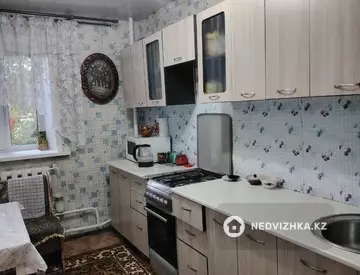 3-комнатная квартира, этаж 1 из 2, 69 м²