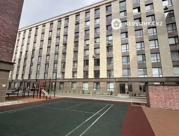 3-комнатная квартира, этаж 2 из 8, 97 м²