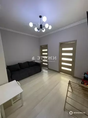 2-комнатная квартира, этаж 8 из 24, 53 м²