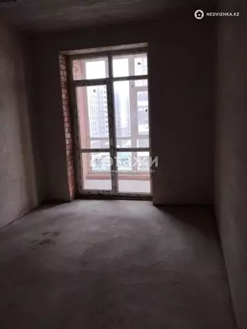 2-комнатная квартира, этаж 7 из 12, 58 м²