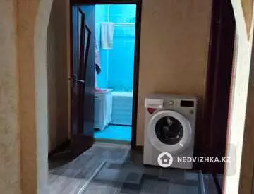 2-комнатная квартира, этаж 3 из 5, 52 м²