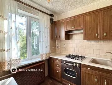 2-комнатная квартира, этаж 5 из 5, 42 м²