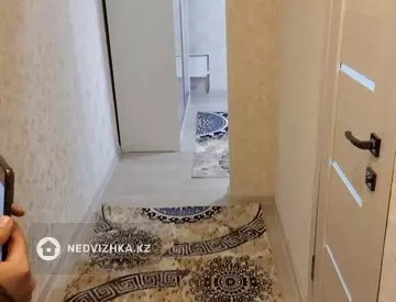 1-комнатная квартира, этаж 3 из 5, 38 м²