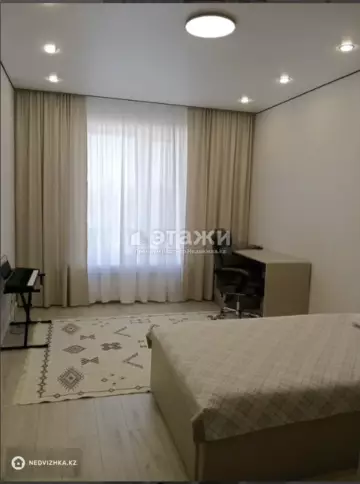 3-комнатная квартира, этаж 7 из 12, 90 м²