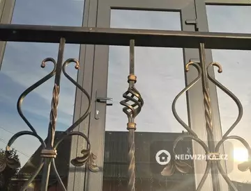 7-комнатный дом, 5 соток, 220 м²