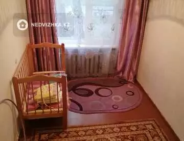 4-комнатная квартира, этаж 1 из 5, 78 м²