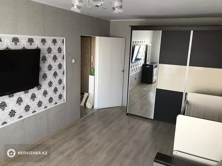 33 м², 1-комнатная квартира, этаж 6 из 9, 33 м², изображение - 1