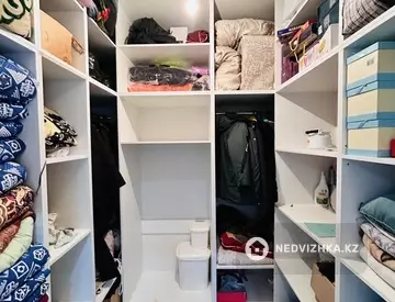 240 м², 4-комнатная квартира, этаж 1 из 1, 240 м², изображение - 9