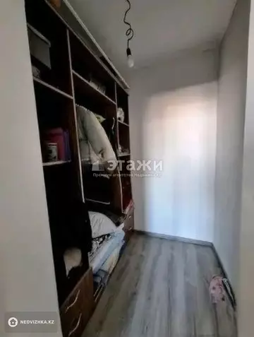 1-комнатная квартира, этаж 8 из 13, 38 м²