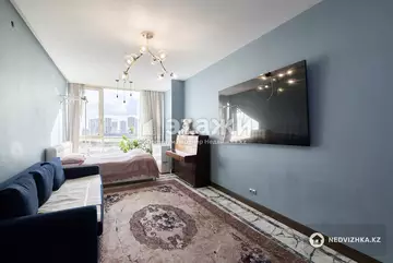 2-комнатная квартира, этаж 7 из 10, 74 м²