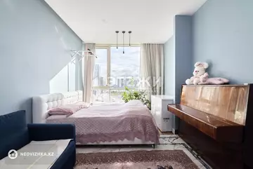 2-комнатная квартира, этаж 7 из 10, 74 м²