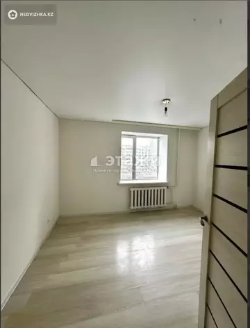 2-комнатная квартира, этаж 3 из 10, 59 м²