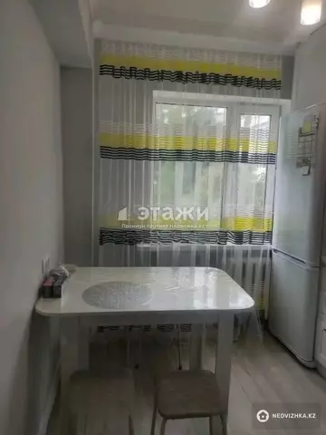 3-комнатная квартира, этаж 3 из 5, 57 м²