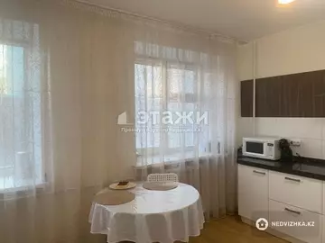 3-комнатная квартира, этаж 4 из 5, 70 м²