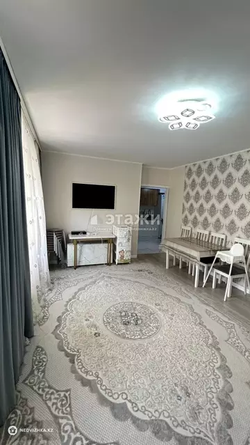 2-комнатная квартира, этаж 2 из 10, 53 м²
