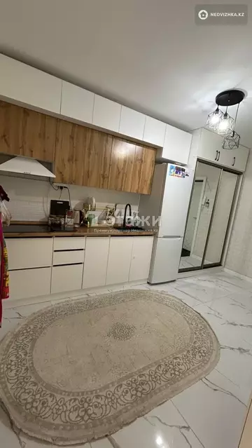 2-комнатная квартира, этаж 2 из 10, 53 м²