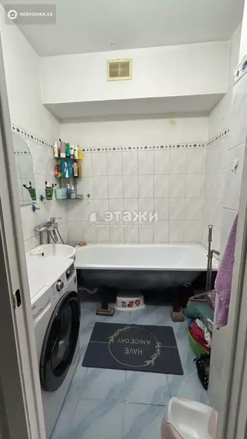 2-комнатная квартира, этаж 2 из 10, 53 м²