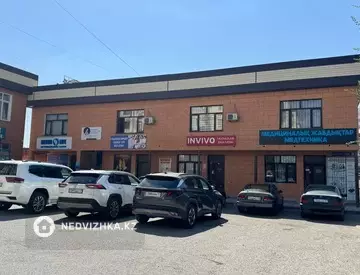 Офисное помещение, этаж 1 из 2, в бизнес-центре, 24 м²