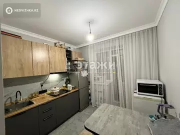 2-комнатная квартира, этаж 3 из 9, 55 м²