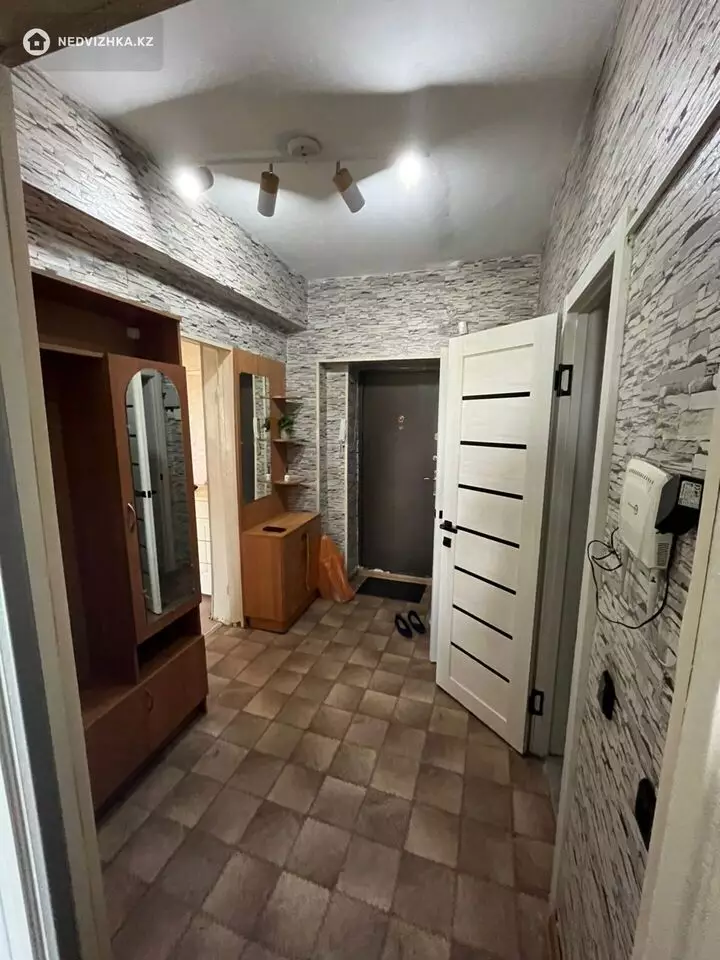 40 м², 1-комнатная квартира, этаж 2 из 3, 40 м², изображение - 1