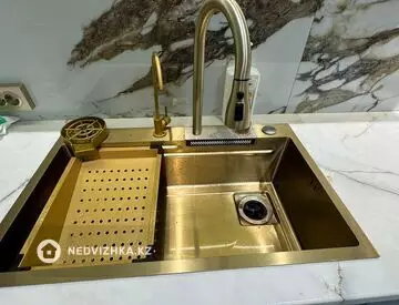 3-комнатная квартира, этаж 1 из 5, 85 м²