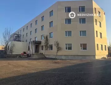 Здание, 4 этажа, 3 800 м²