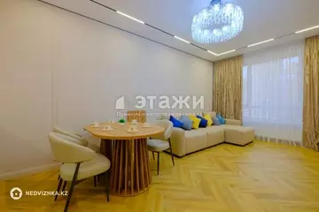 4-комнатная квартира, этаж 9 из 19, 130 м², на длительный срок